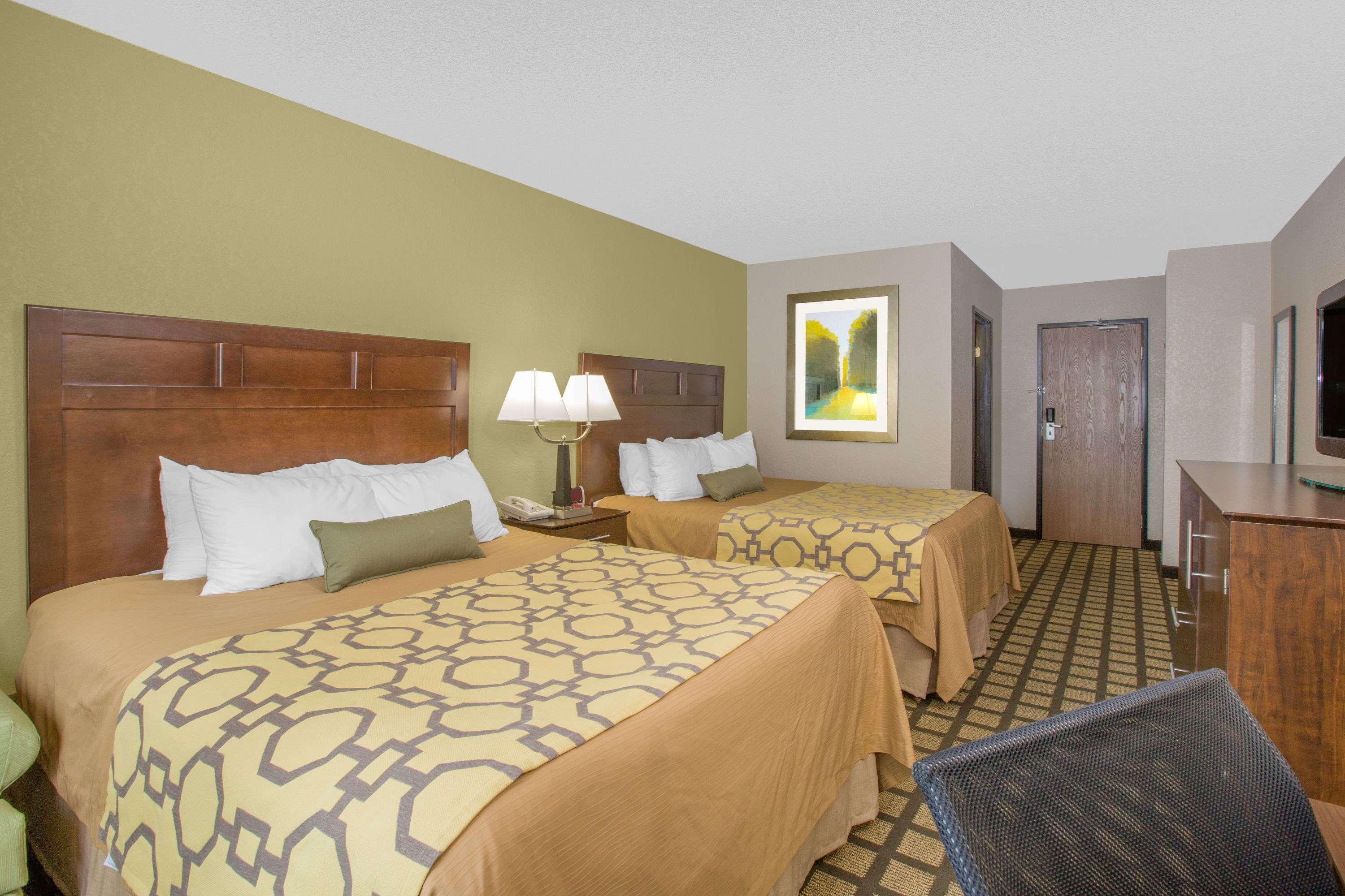 Hotel Baymont By Wyndham Ames Esterno foto
