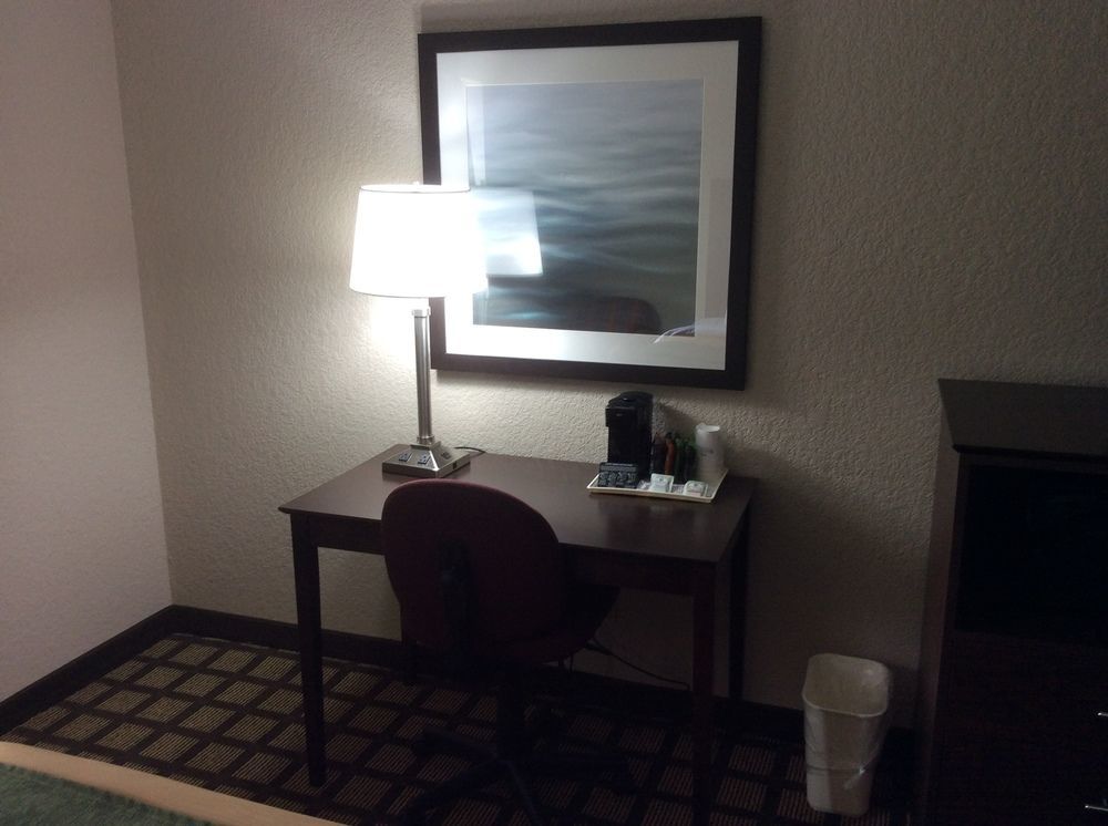 Hotel Baymont By Wyndham Ames Esterno foto